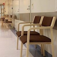 Alastek referenssi Turun kaupunginsairaala Ote-tuolit, erikoiskalusteet, terveydenhuollon kalusteet